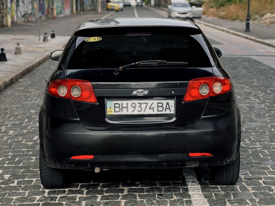 Продам Chevrolet Lacetti 2005 год 1.6 Бензин Механика