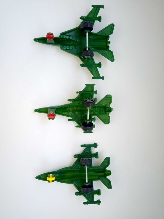 Солдатики разные