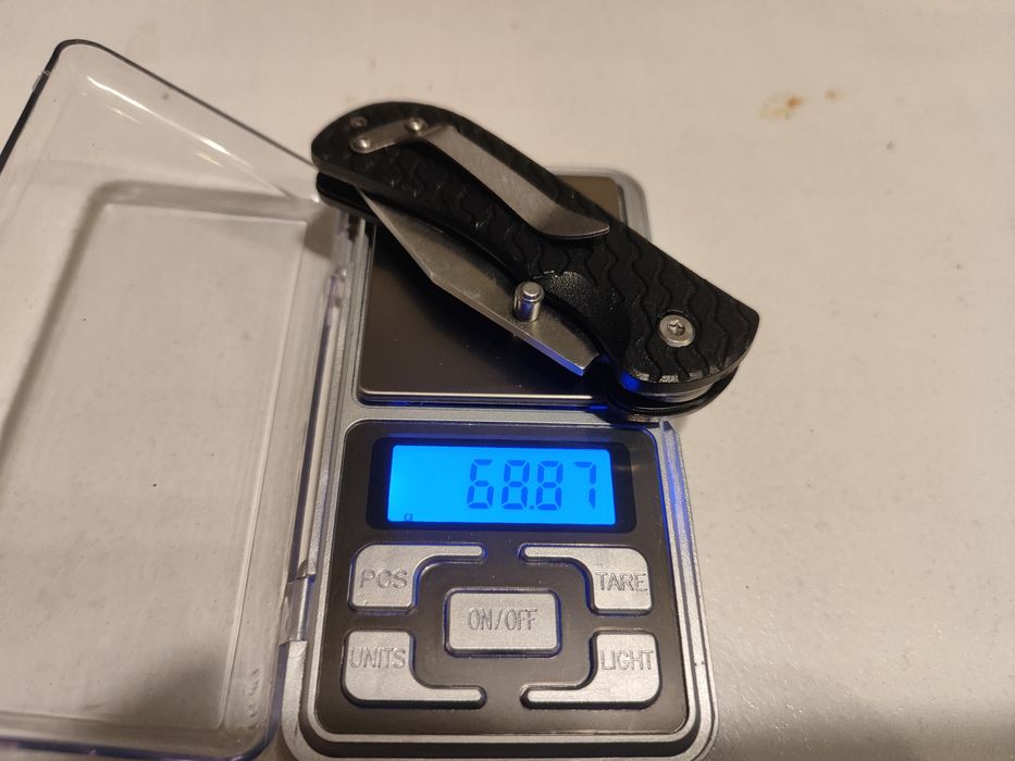 Nożyk składany z klipsem