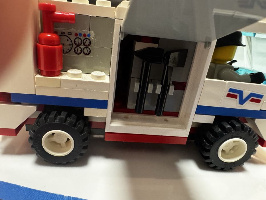 Lego 6614 Launch Evac 1