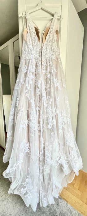 Efekt wow suknia ślubna r.44/XXL, 180cm+obcas, Essense of Australia