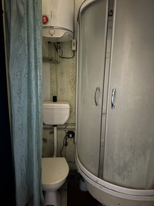 Продажться будинок