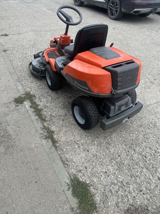 Traktorek kosiarka HUSQVARNA RIDER R175 AWD 4x4