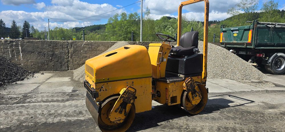 walec drogowy ABG 2tonowy wibracja na dwa bębny