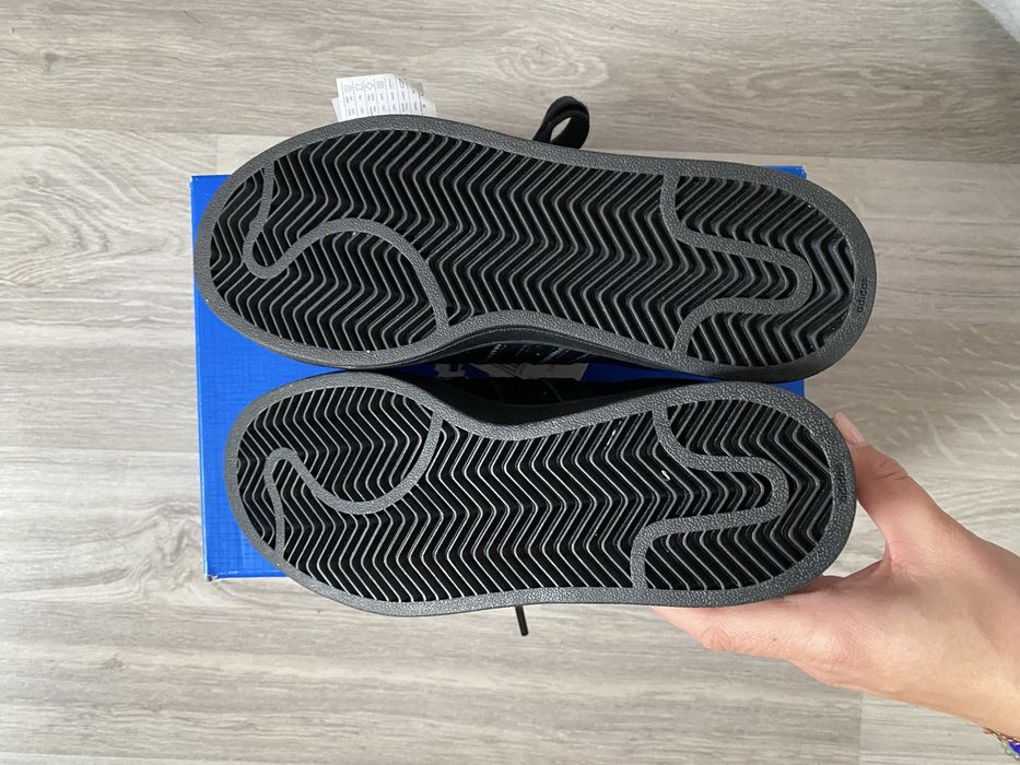Sprzedam obuwie sportowe Adidas Superstar II "Core Black" 37 1/3