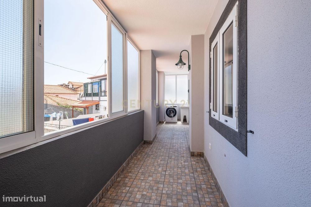 Apartamento T2 para Arrendamento – Centro do Funchal, Ilha da Madeira