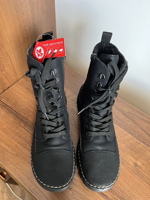 Жіночі ботінки  Rieker