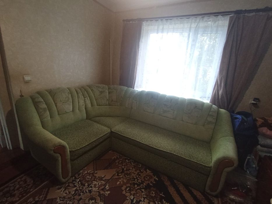 Продам диван уголок