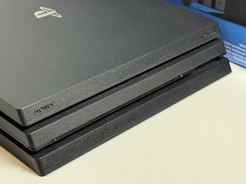 Konsola PlayStation 4 Pro CUH-7216B 1TB z Padem Super Stan Po SPA