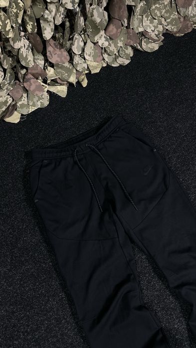 Nike Tech Fleece pants штани