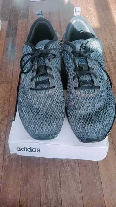 Tênis Nike em bom estado