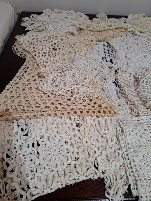 Conjunto de vários panos croché feitos à  mão