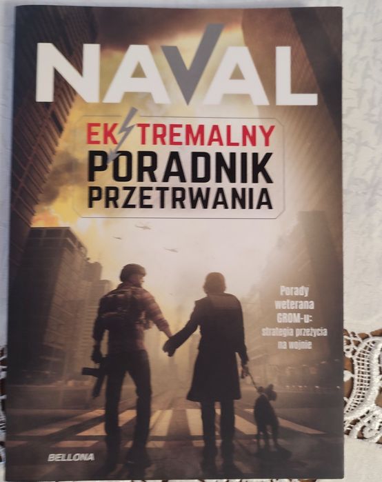 Zestaw książek związanych z survival, prepers + gratis