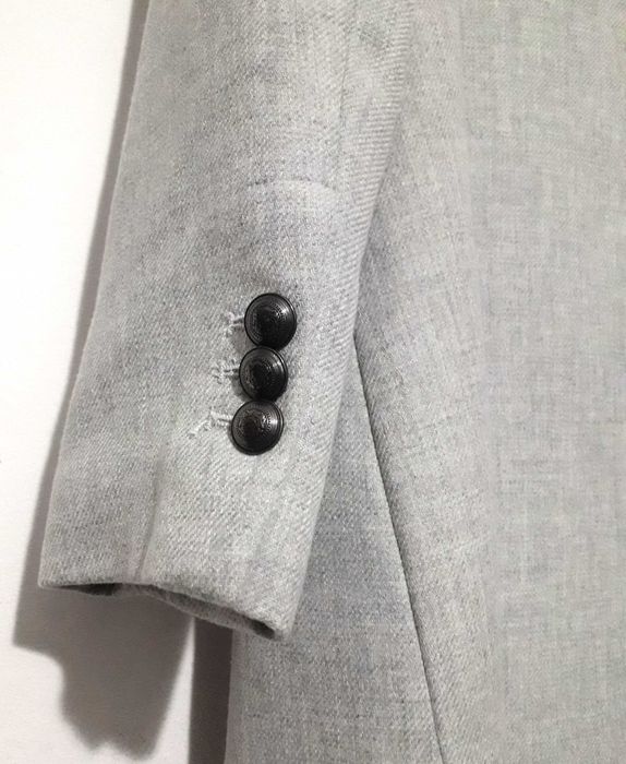 Casaco/Sobretudo cinzento cruzado da Zara T: L Novo