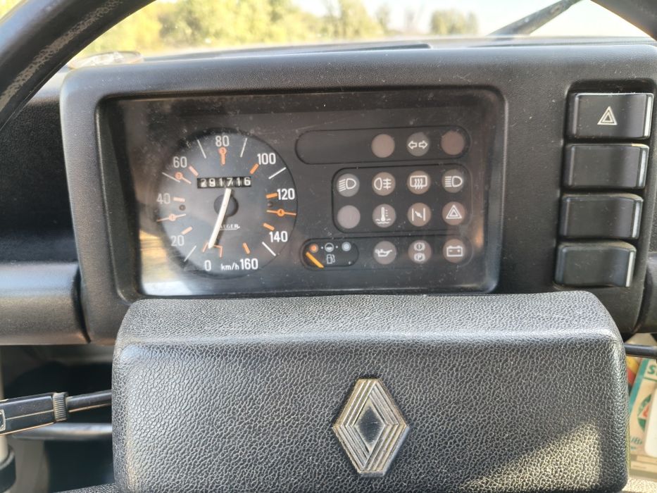 Renault 4 — fotografia 7