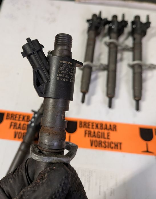 Injectores Volvo 2.0 e 2.4 com 5 cilindros anos 2009 até 2016