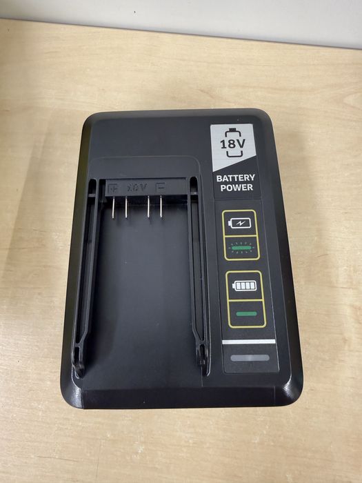 Szybka ładowarka karcher 18v 2,5 A Battery Power ,do odkurzacza i inne