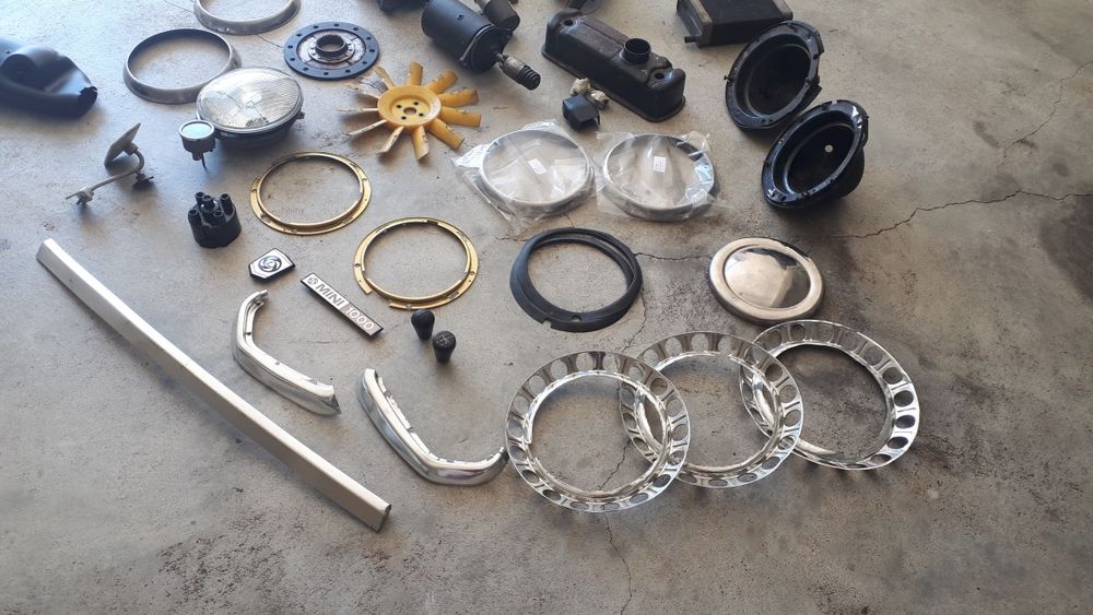 Diverso material/ peças usadas para Mini 1000 e 1275 antigo/ clássico