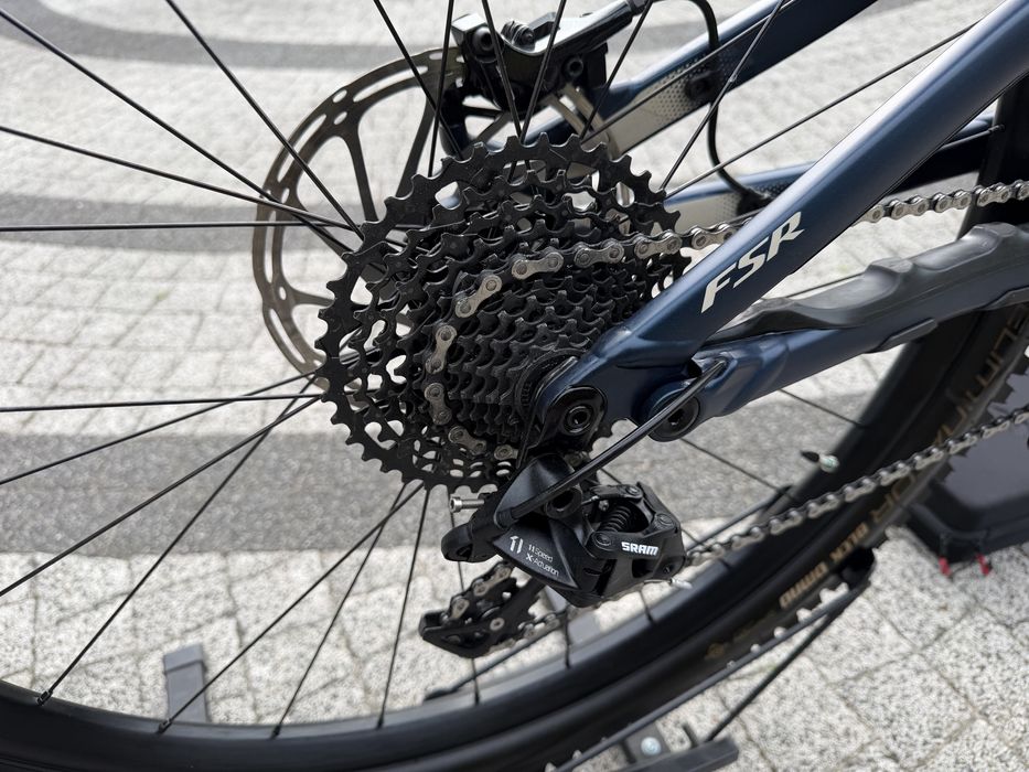 Specialized Turbo Levo FSR L  stan bardzo dobry 1245 km. bateria 100% ilość ładowań 21