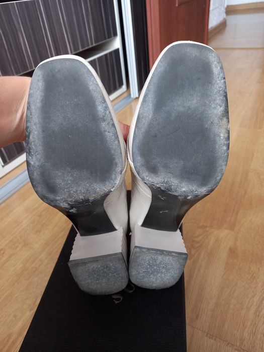 Туфлі з натуральної шкіри