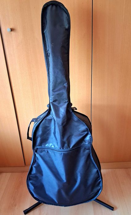 Classical Guitar and Accessories511069383789137922