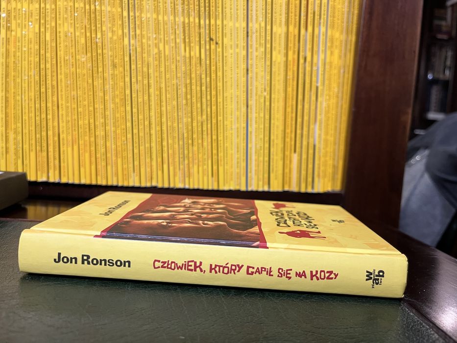 Człowiek, który gapił się na kozy - Jon Ronson (Wyd. W.A.B.)