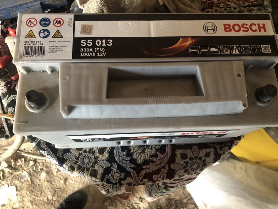 BOSCH Акумулятор