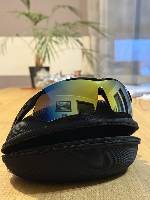 Sportowe okulary lustrzane – 5 szybek + wkładka korekcyjna i etui