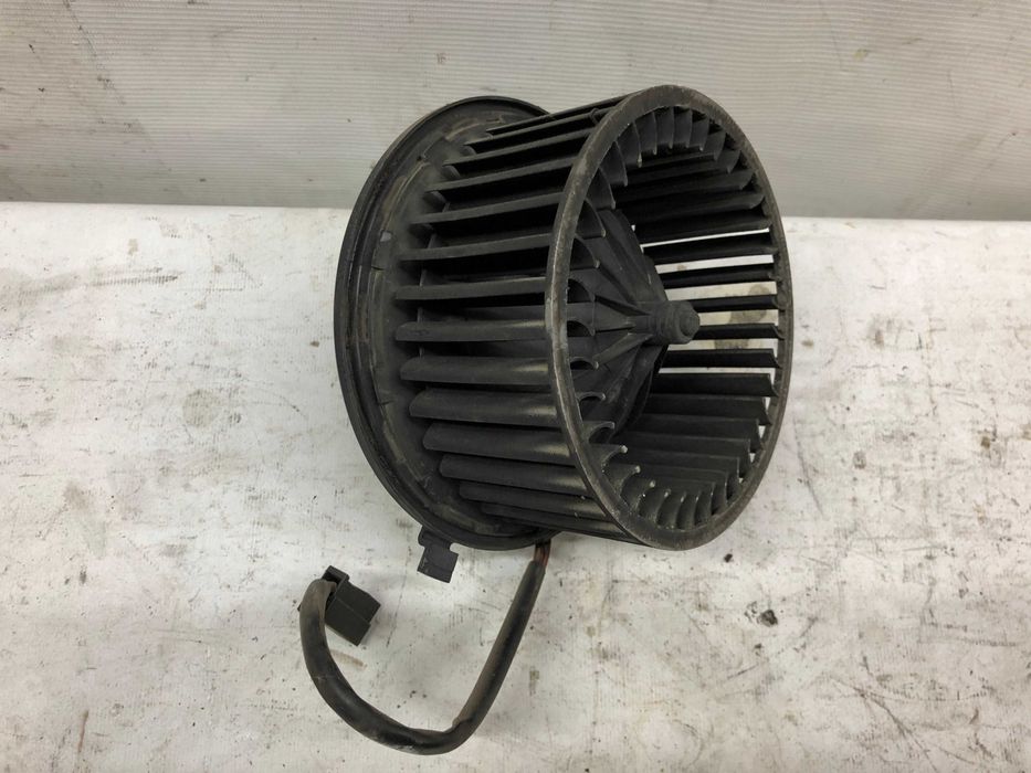 Вентилятор печки салона VW passat b3 , b4, t4