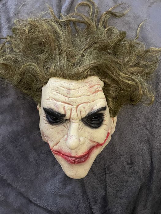 Маска Джокера на Хеллоуїн або карнавал