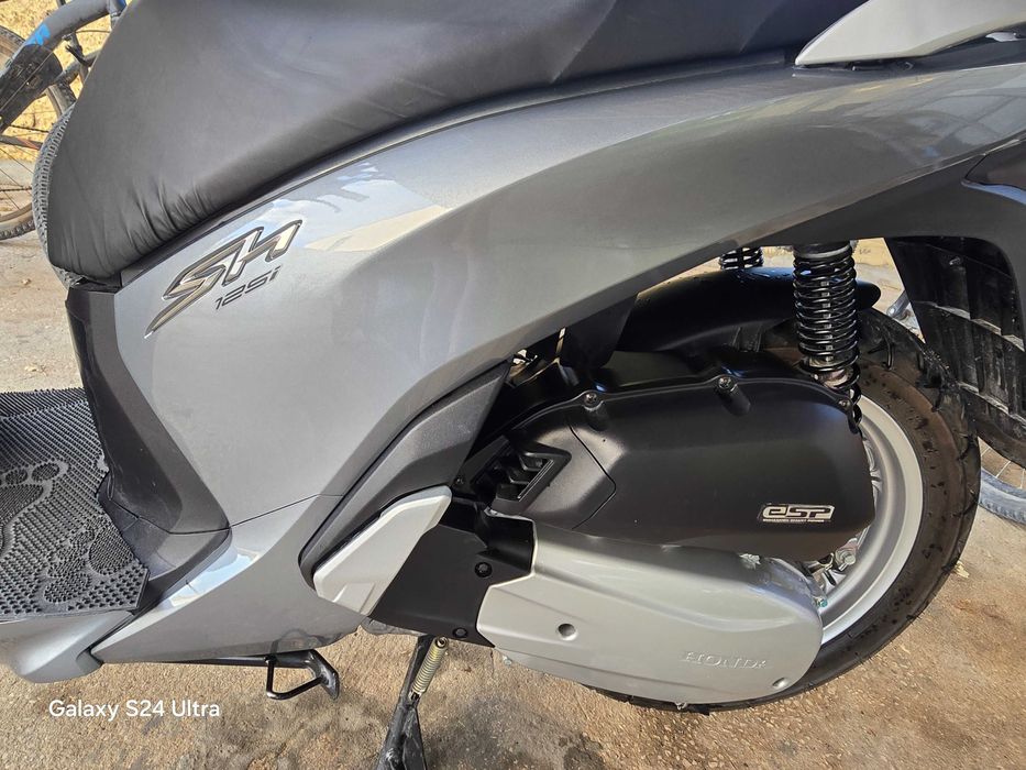 É uma nova scooter. ou é possível Troca com carro