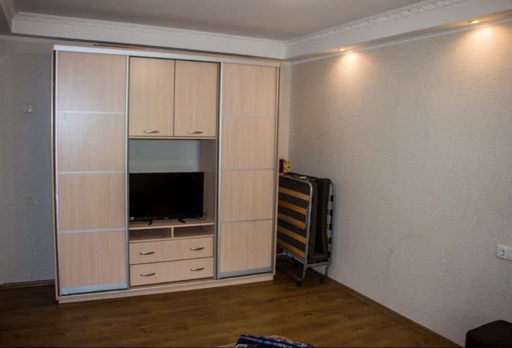 АКЦІЯ!!ПОДОБОВО-ПОГОДИННО, від 400грн. 1к. кв, м.Оболонь, ІВАСЮКА 19а