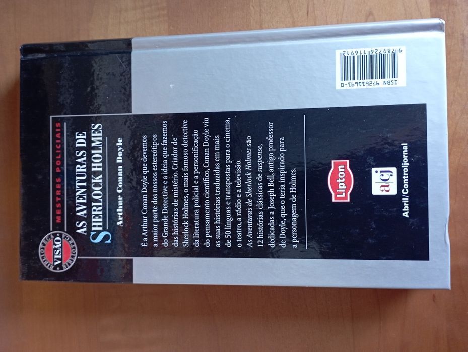 Livro As aventuras de Sherlock Holmes - Arthur  Conan Doyle capa dura