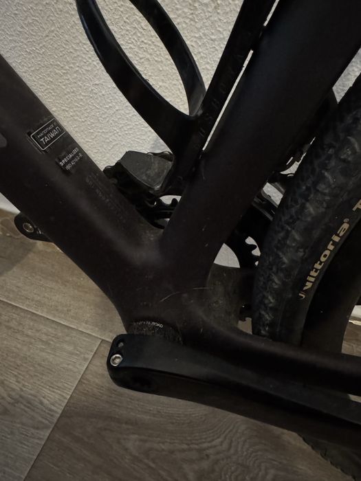 Vendo Specialized Roubaix SL8 Comp 105 DI2 52 + 2 Rodas Roval C38 + Pedais Assioma Pro MX