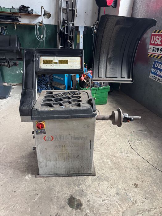 Wyważarka do kół ATH-530