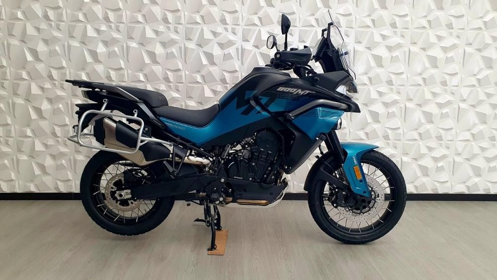 CF Moto 800MT ES