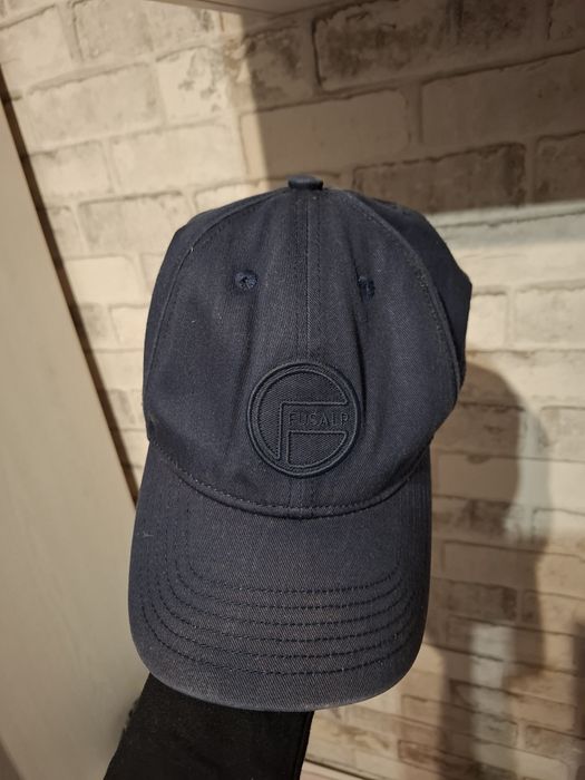 Czapka z daszkiem dżokejka fusalp granatowa