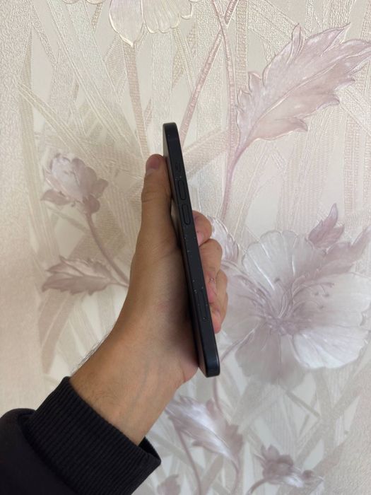 iPhone 15 128 GB Black