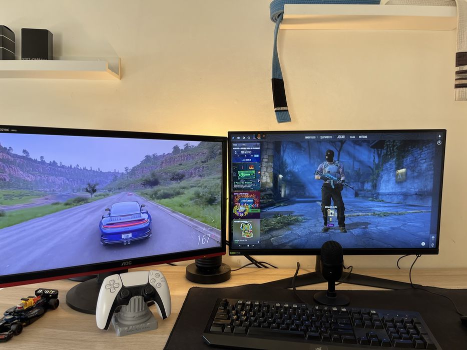 monitor AOC (1 ms / 144hz)