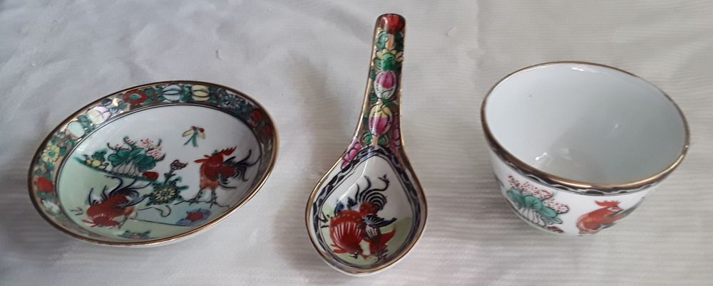 3 Peças em porcelana, made in Macau