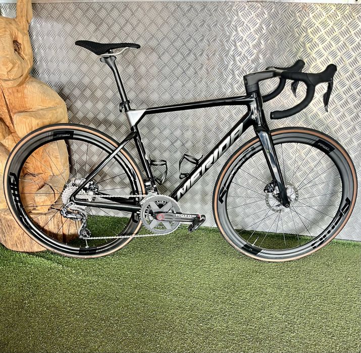 Bicicleta Merida Scultura Team CF5