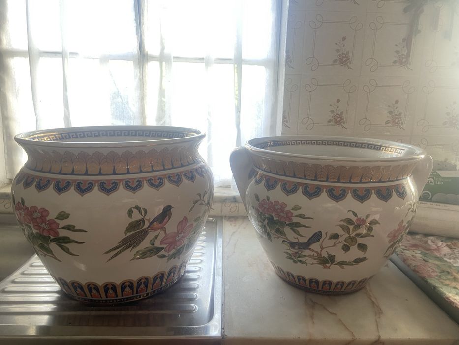 Vasos em porcelana