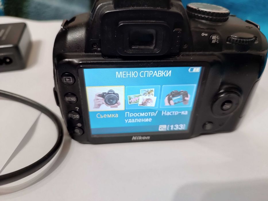 Продам фотоапарат nikon d3000