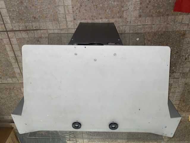 Mesa TV Sony (grande) "bose"
