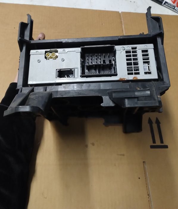 Wzmacniacz Tunner radia Audi A6 C6 Lift