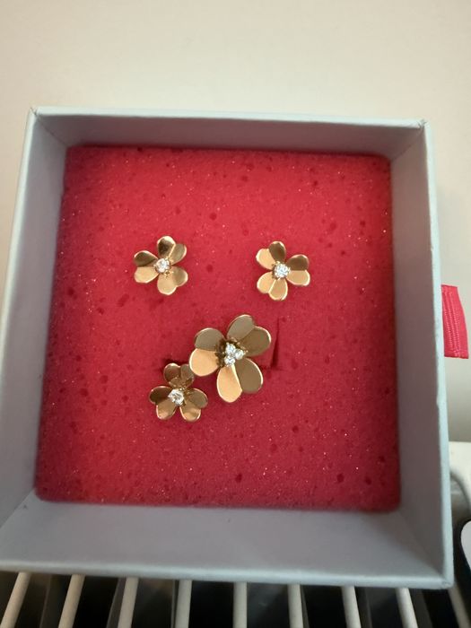 Золотий ювелірний набір