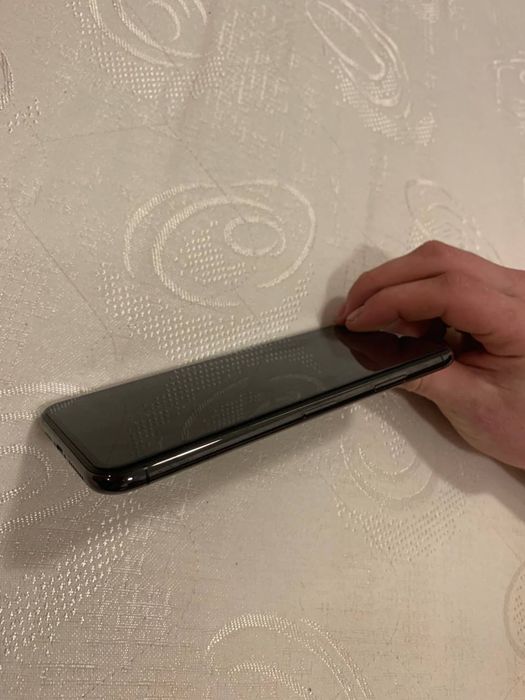 iPhone 11 pro max 256