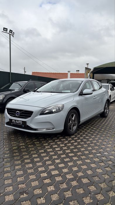 VOLVO V40  D2 Kinetic