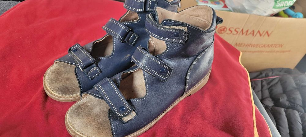 Sandalki ortopedyczne rozm 35