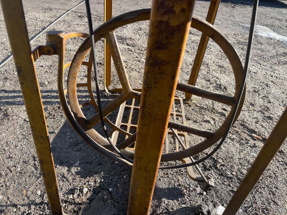 Antyk antyczna Szafkowa maszyna do szycia wifama